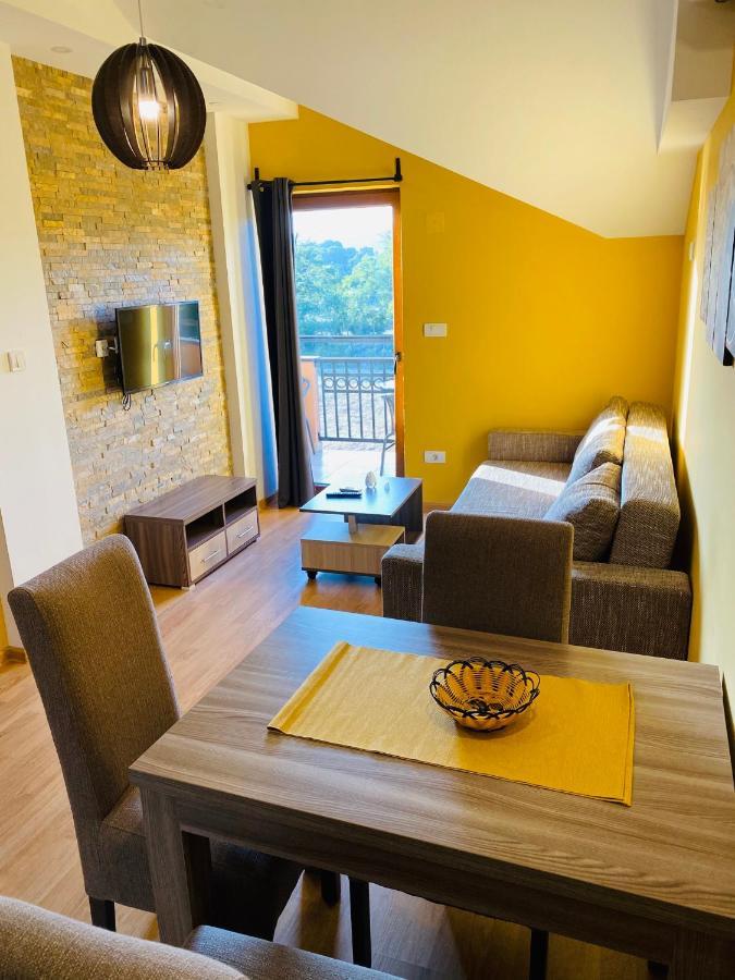 Apartmani Borova 2 Veliko Gradište Zewnętrze zdjęcie