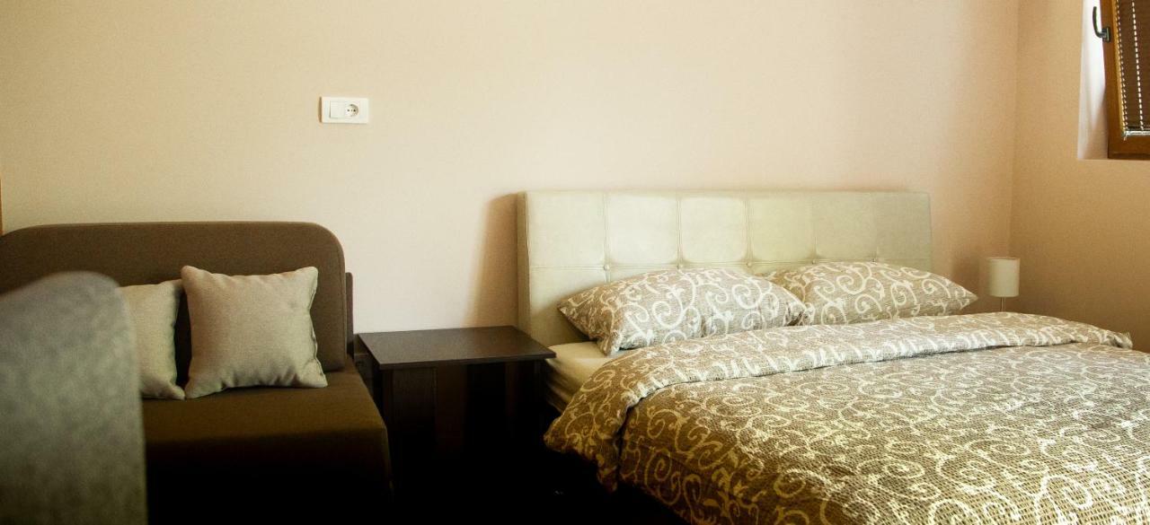 Apartmani Borova 2 Veliko Gradište Zewnętrze zdjęcie