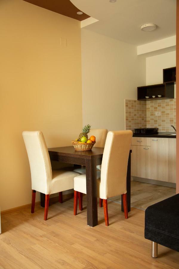 Apartmani Borova 2 Veliko Gradište Zewnętrze zdjęcie